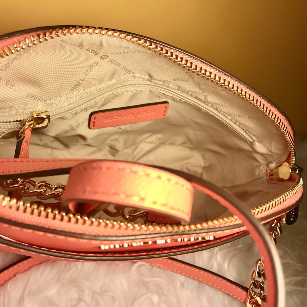 ‼️SALE NEW MK ‼️ MICHAEL KORS CROSSBODY WALLET SET - Picture 5 of 5